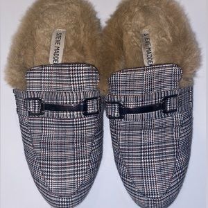 Steve Madden Plaid Slip ons